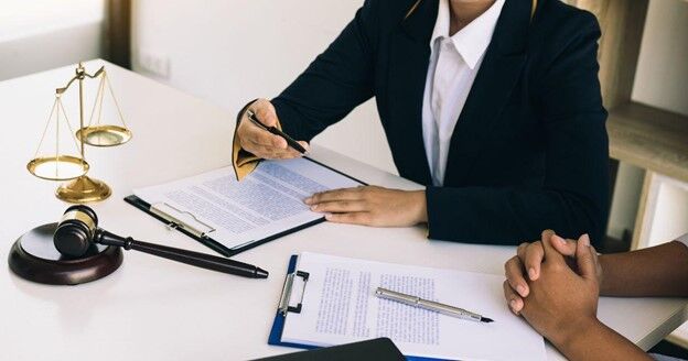 Why Contacting a Lawyer Right After an Injury Is Time-Sensitive