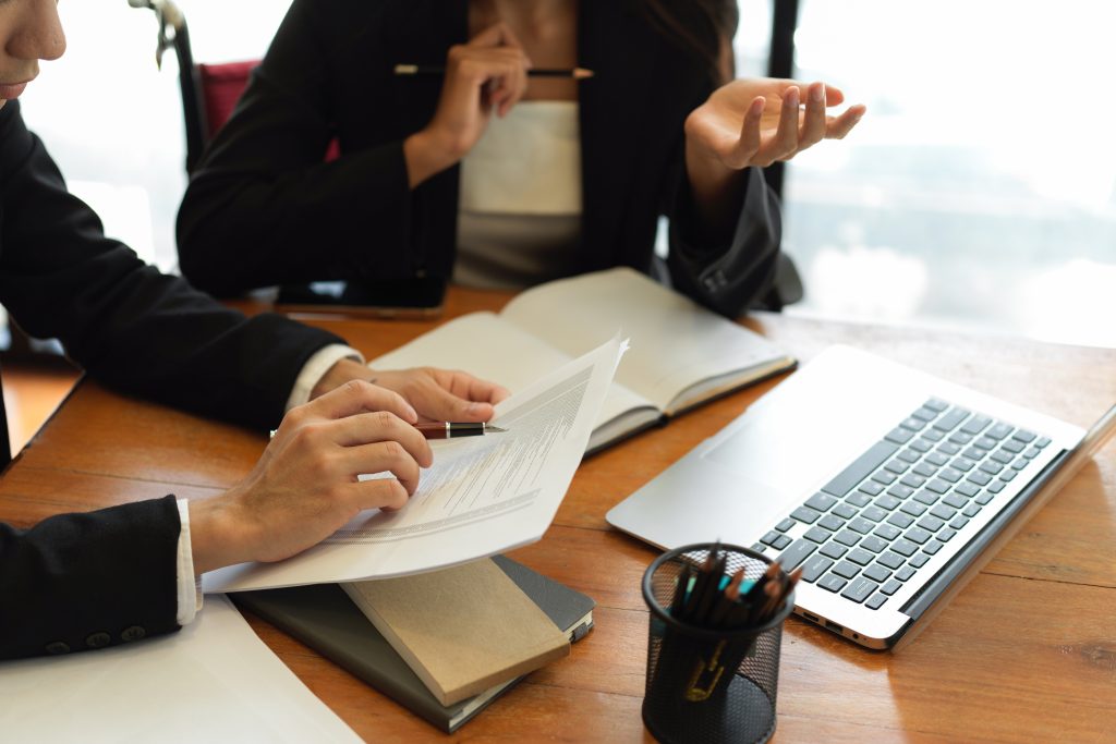 How Multi-Practice Firms Manage Complex Overlapping Legal Matters